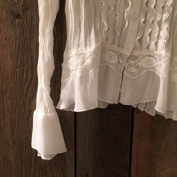 White Ruffled Button Up - Picture 3 of 4